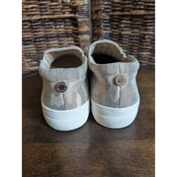 Steve Madden Gills Camo Platform Slip On Shoes Women's 7 Casual Sneakers Preppy - Picture 6 of 13